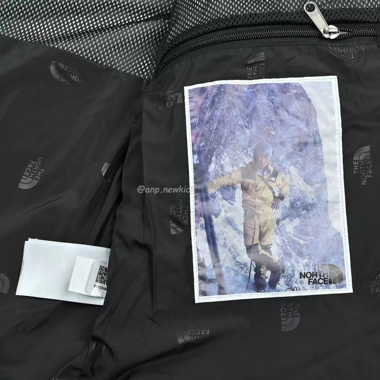 The North Face M 86 Retro Mountain Jacket Year Of The Rabbit Limited (3) - newkick.org